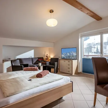 Apartment Blaiken In *