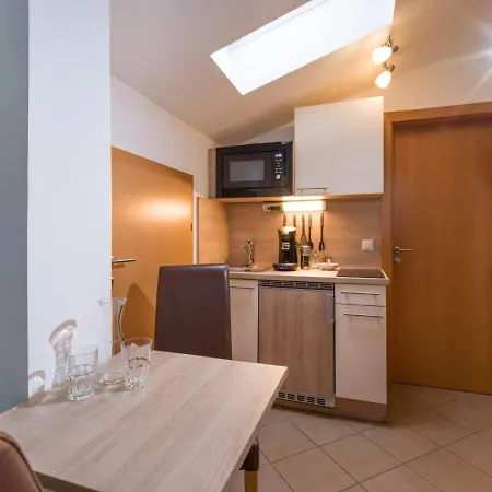 Blaiken In Appartement